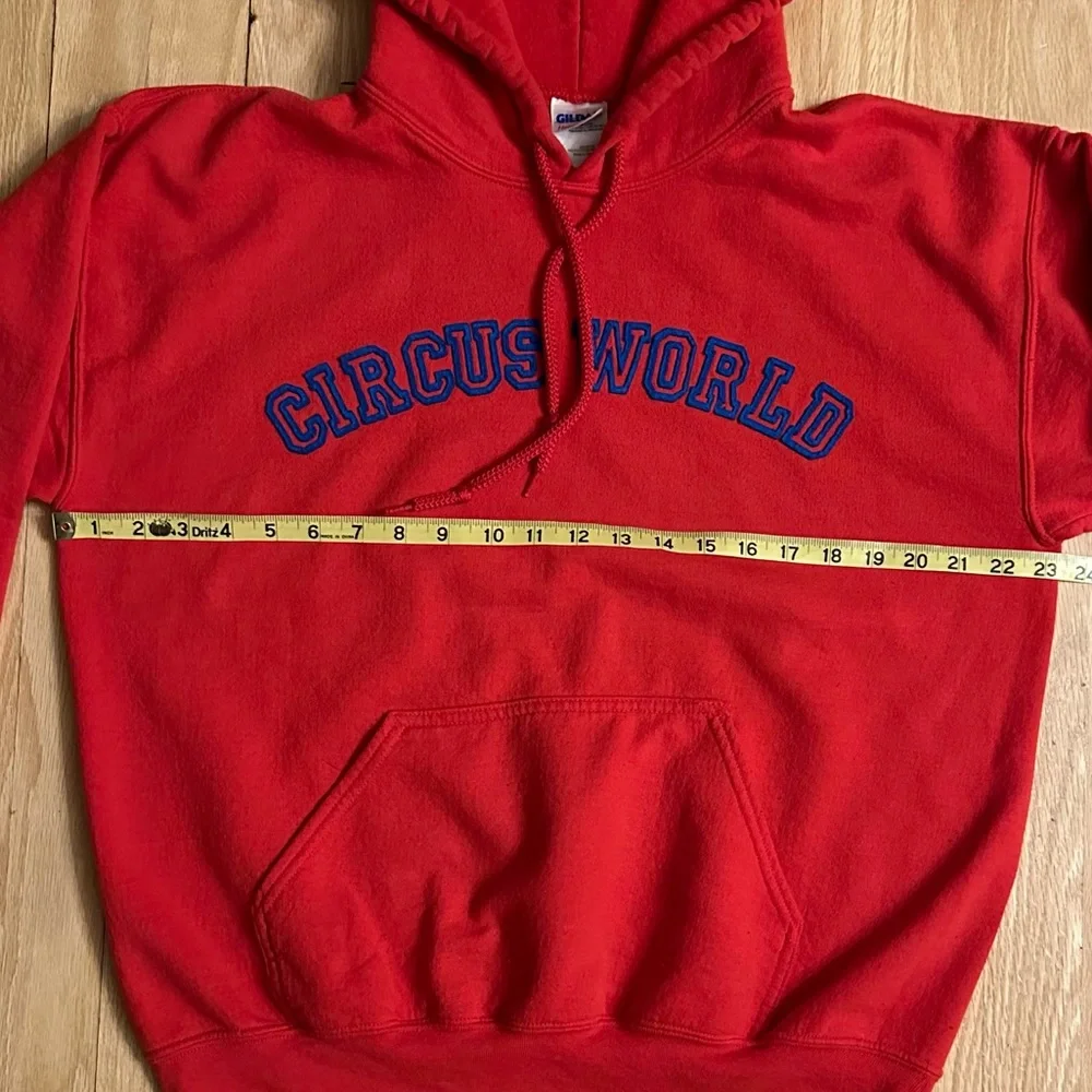 Circus World Pullover Red Hoodie Sweatshirt, Men’s, Size M - Picture 3 of 5